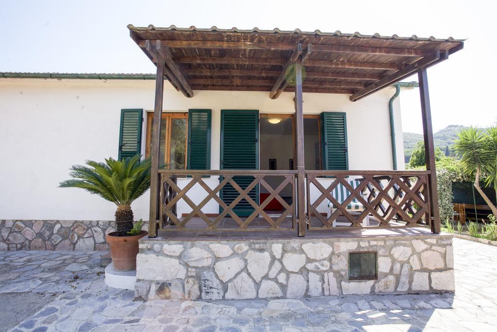 Villa Leo Портоферрайо Номер фото